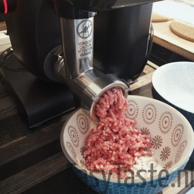 Procureur hamburger - maak het gehakt